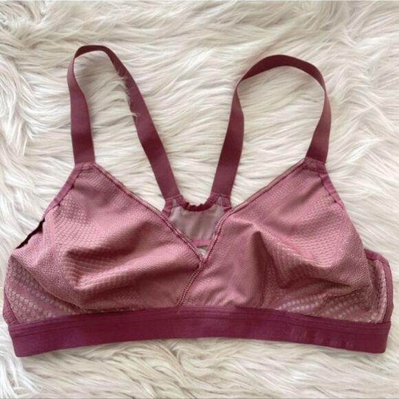Lululemon Bra 🍋 Awake to Lace Bra- Plumful /Smoky Blush - Picture 1 of 5